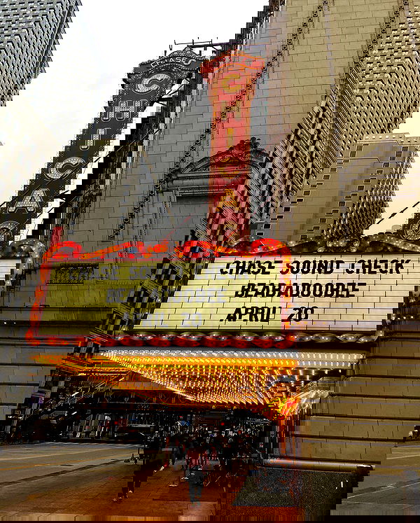 _femalien image ~ Altpins