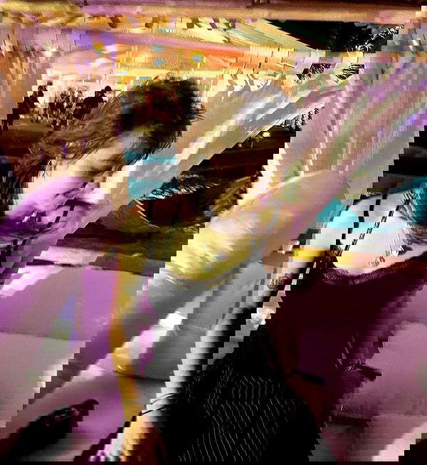 _femalien image ~ Altpins