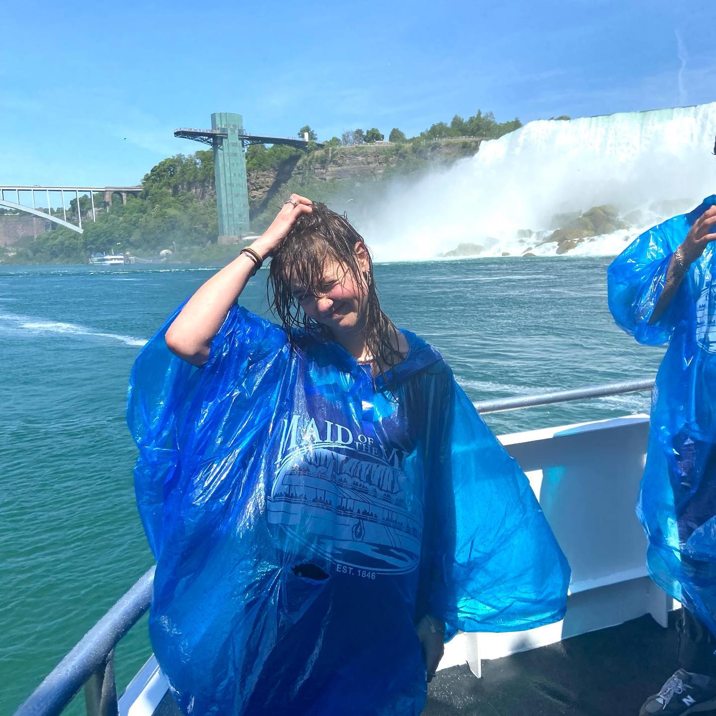 _femalien instagram image archive image