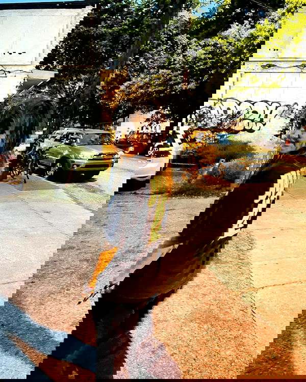 _femalien image ~ Altpins