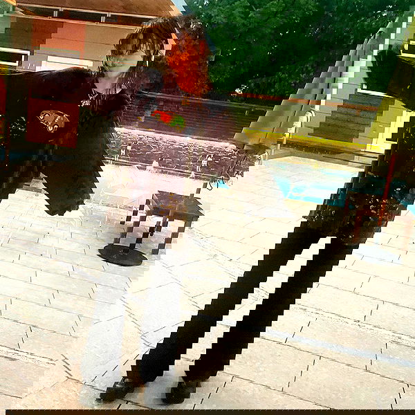 _femalien image ~ Altpins