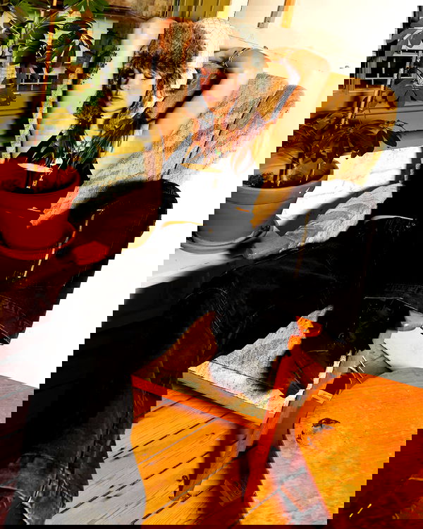 _femalien image ~ Altpins