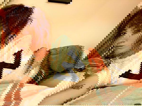 _femalien image ~ Altpins