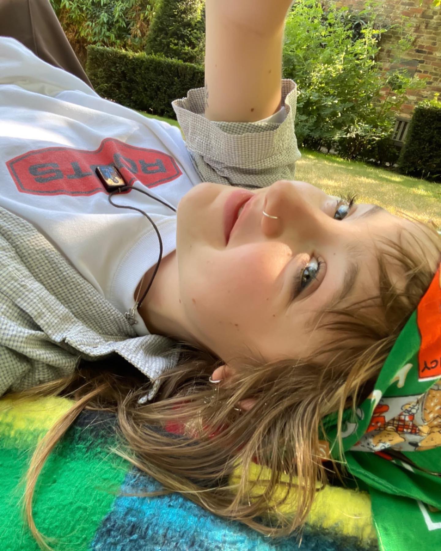 _femalien instagram image archive image