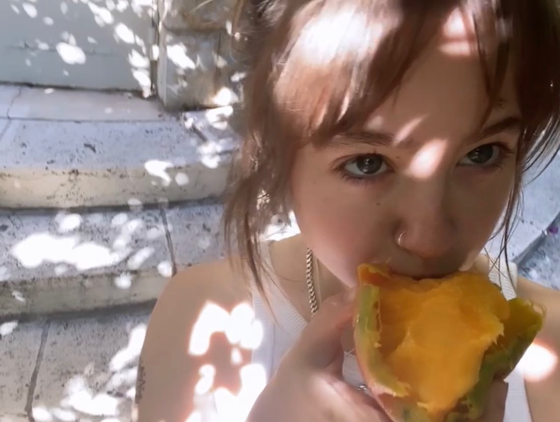 _femalien instagram image archive image