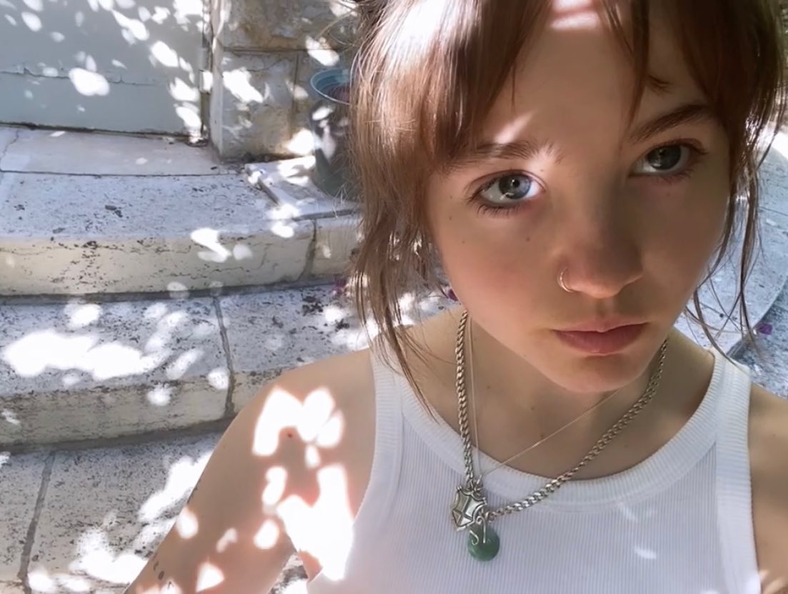 _femalien instagram image archive image