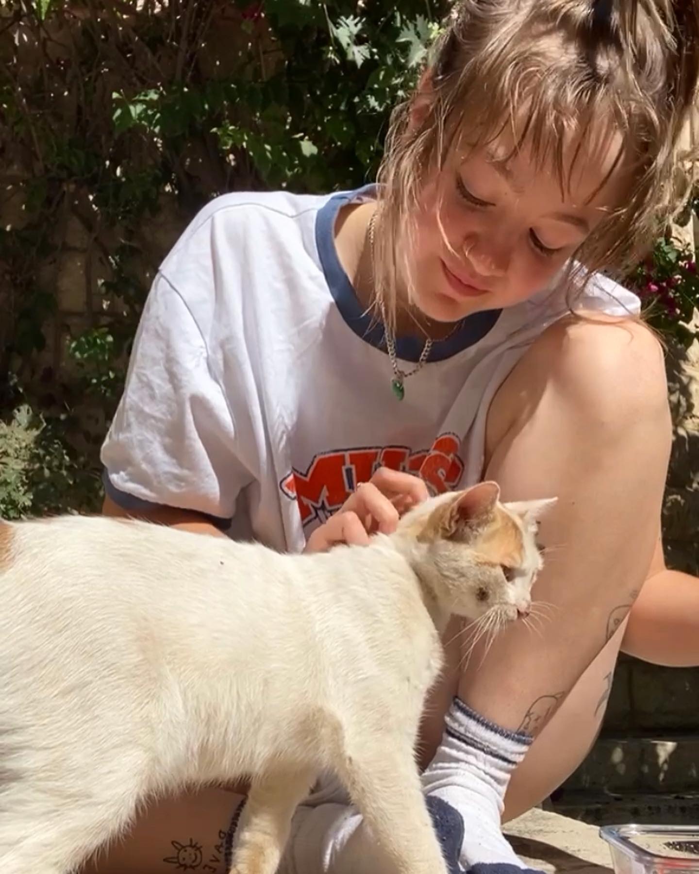 _femalien instagram image archive image