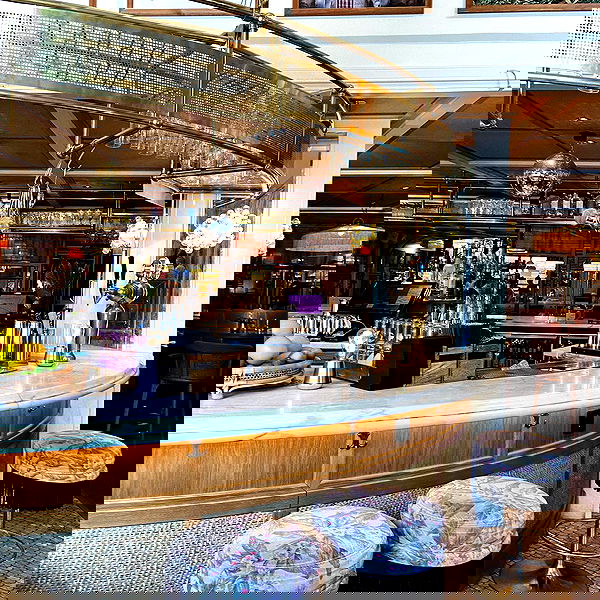 _femalien image ~ Altpins