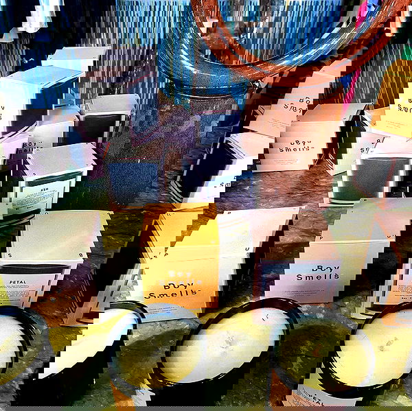 _femalien image ~ Altpins