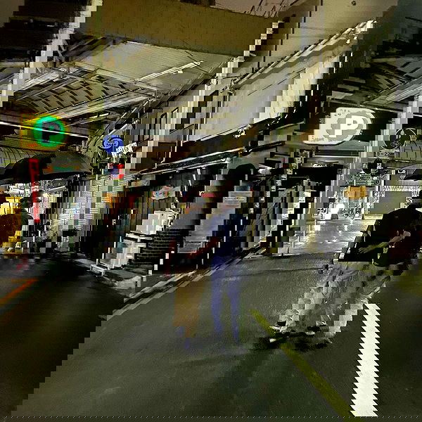 _femalien image ~ Altpins