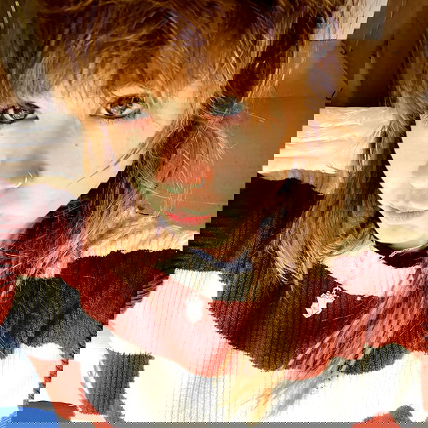 _femalien image ~ Altpins