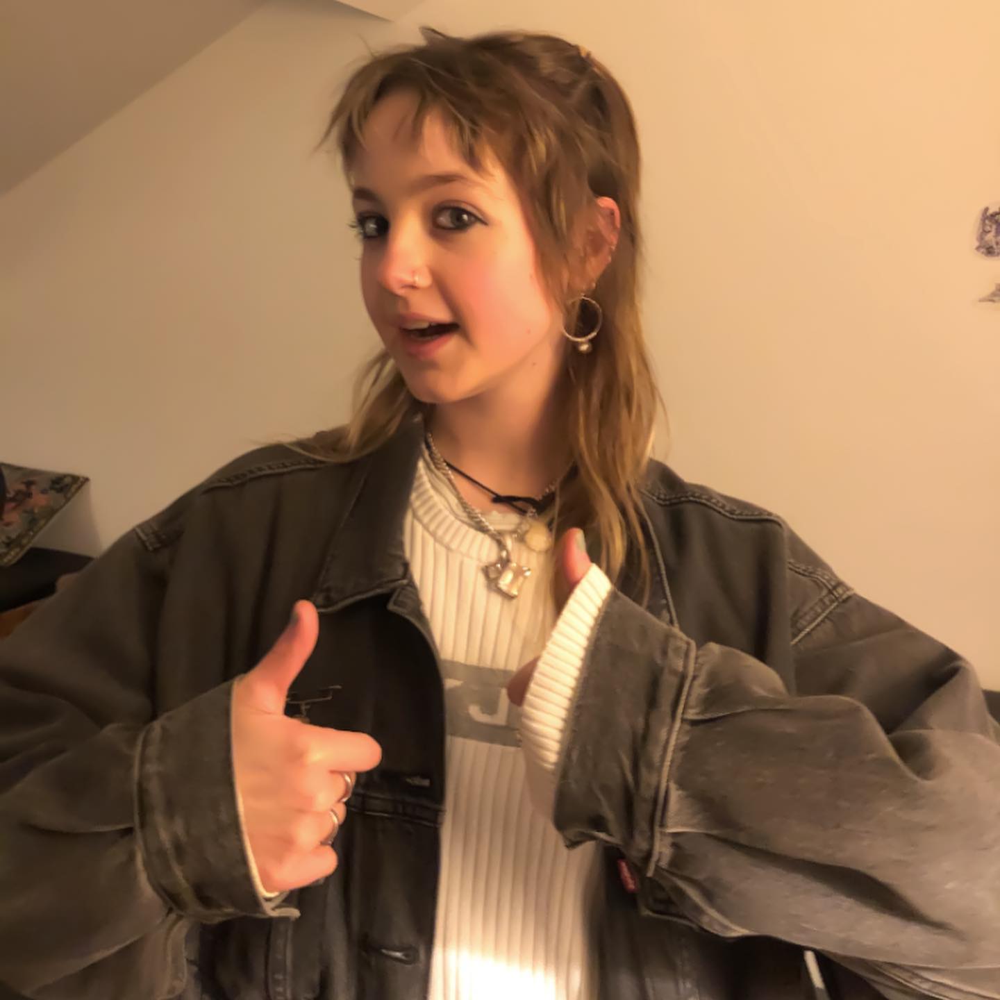 _femalien instagram image archive image