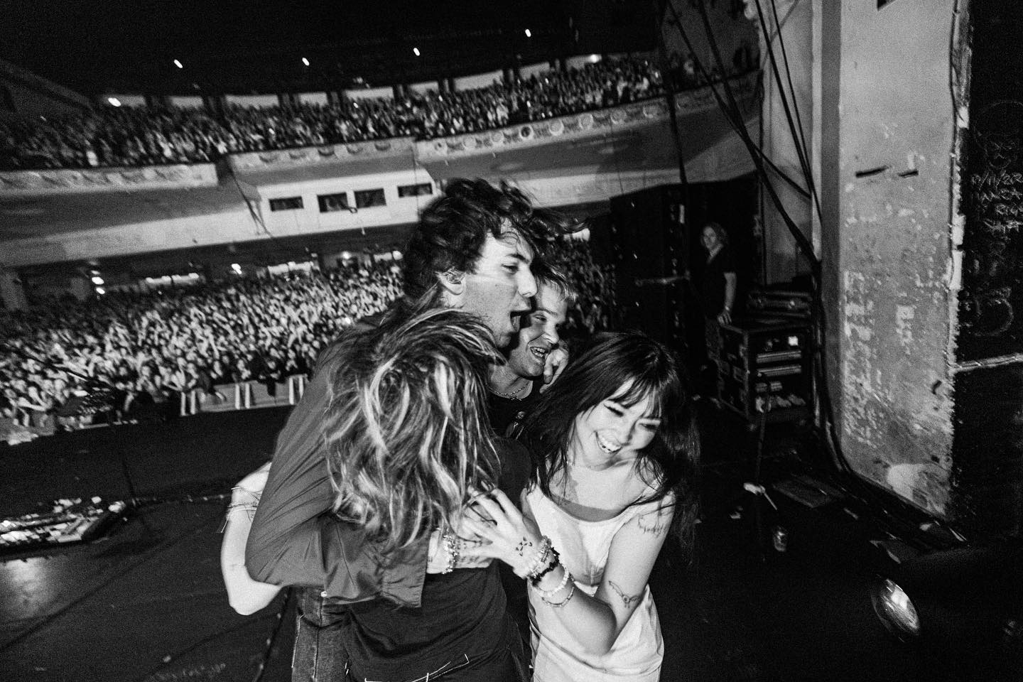 _femalien instagram image archive image