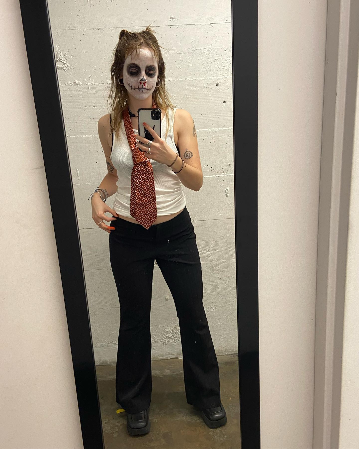 _femalien instagram image archive image