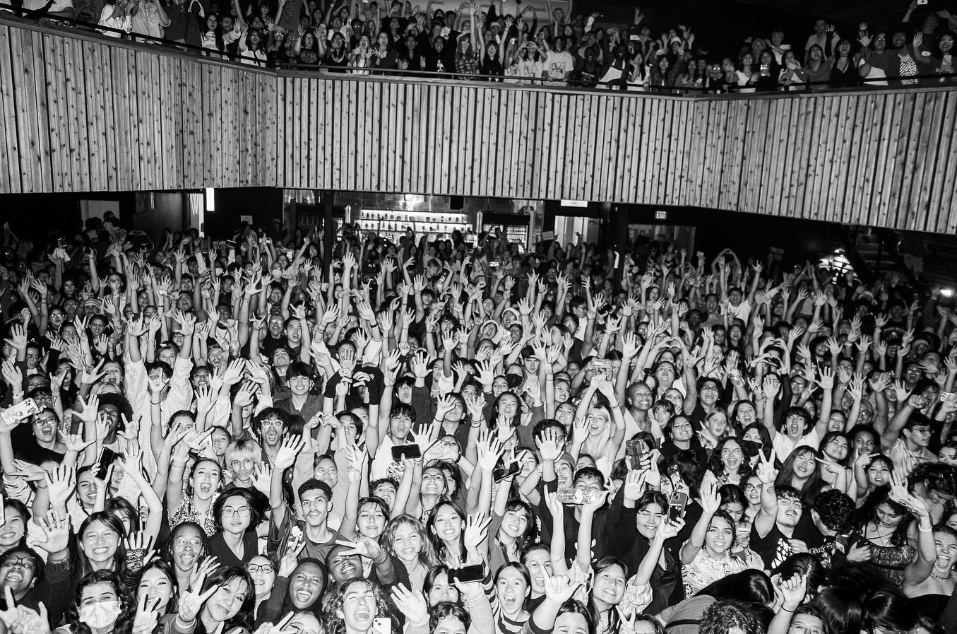 _femalien instagram image archive image