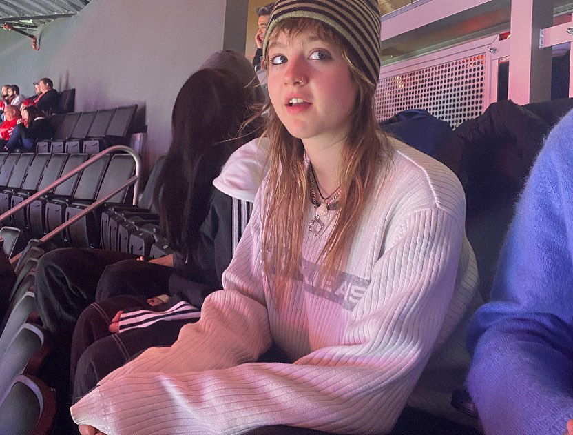 _femalien instagram image archive image