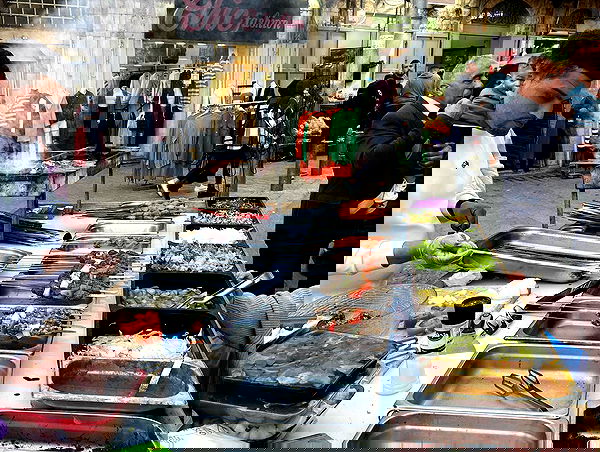 _femalien image ~ Altpins