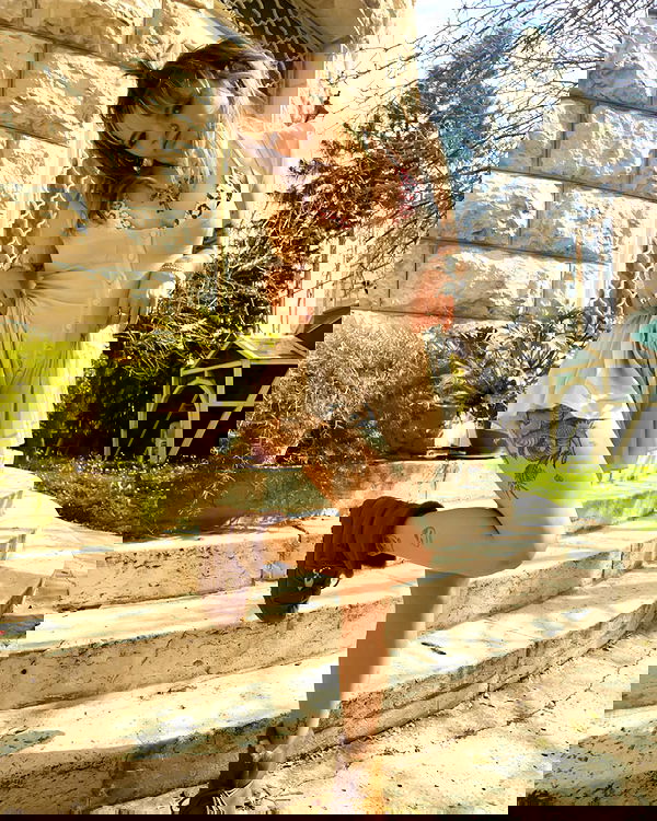 _femalien image ~ Altpins