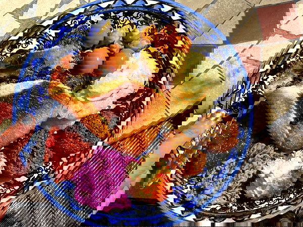 _femalien image ~ Altpins