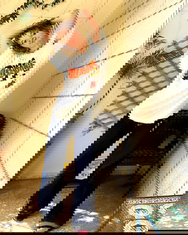 _femalien image ~ Altpins