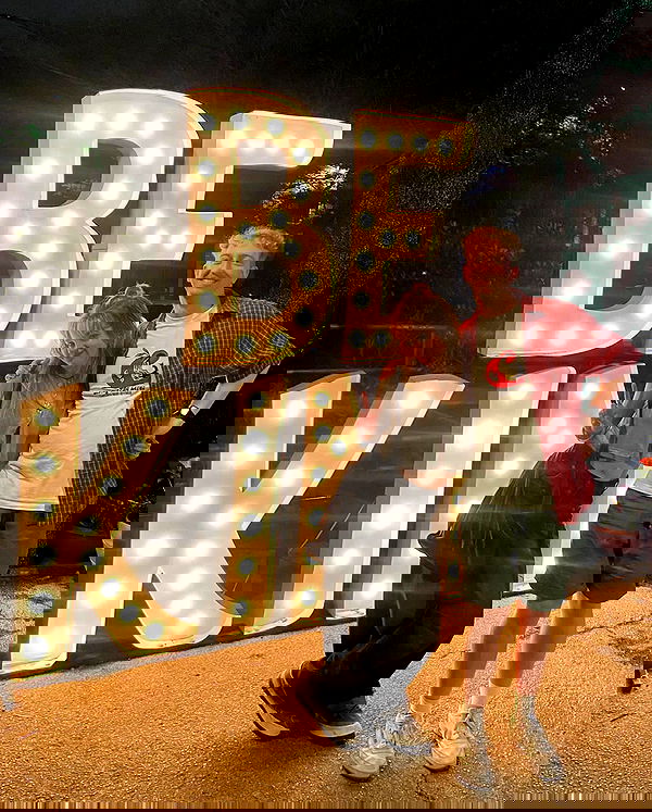 _femalien image ~ Altpins