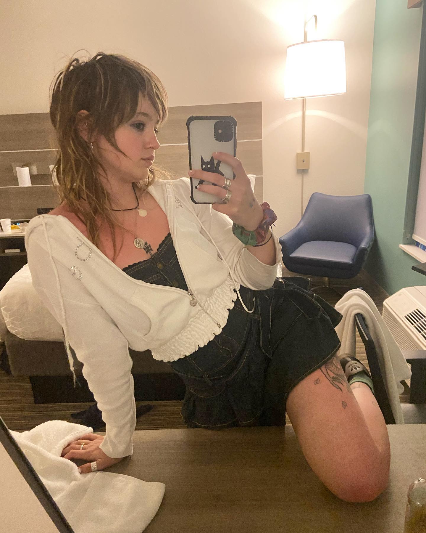 _femalien instagram image archive image