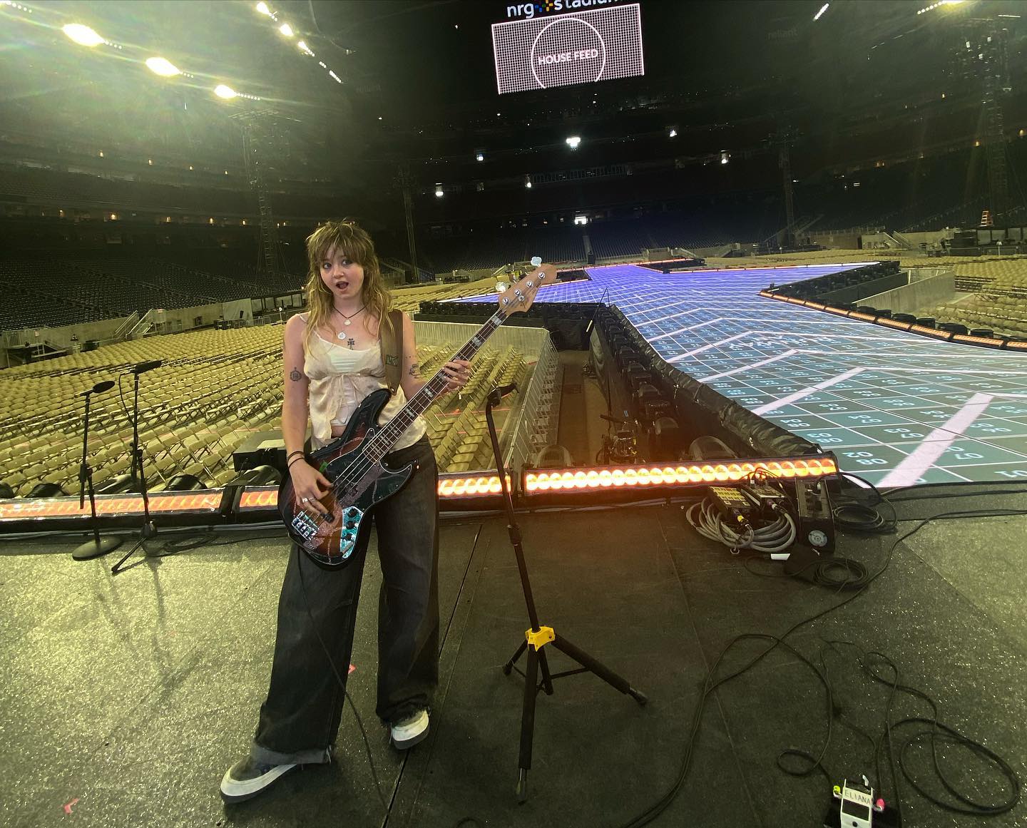 _femalien instagram image archive image