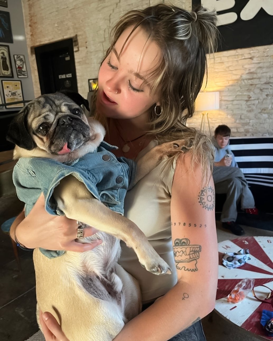 _femalien instagram image archive image