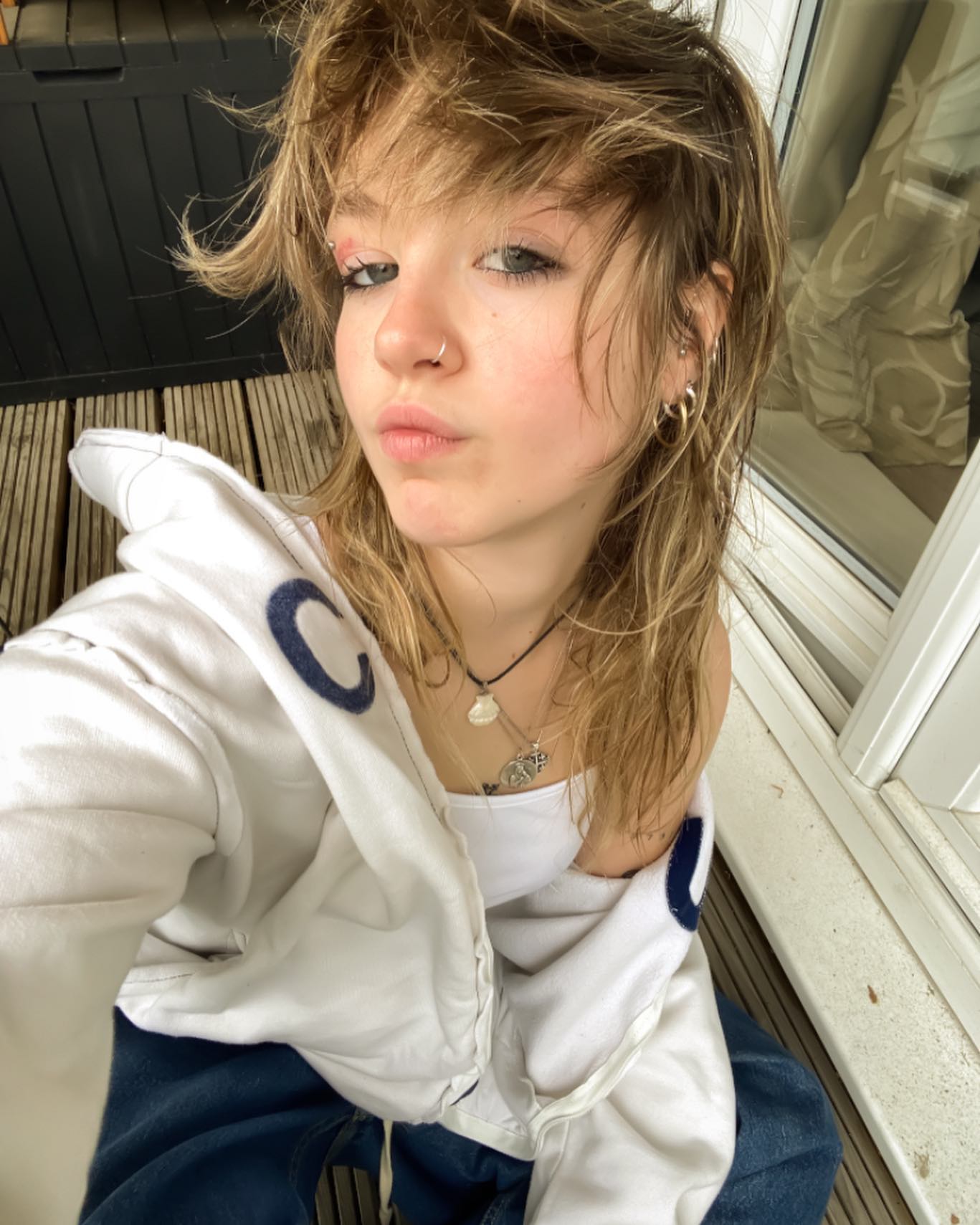 _femalien instagram image archive image