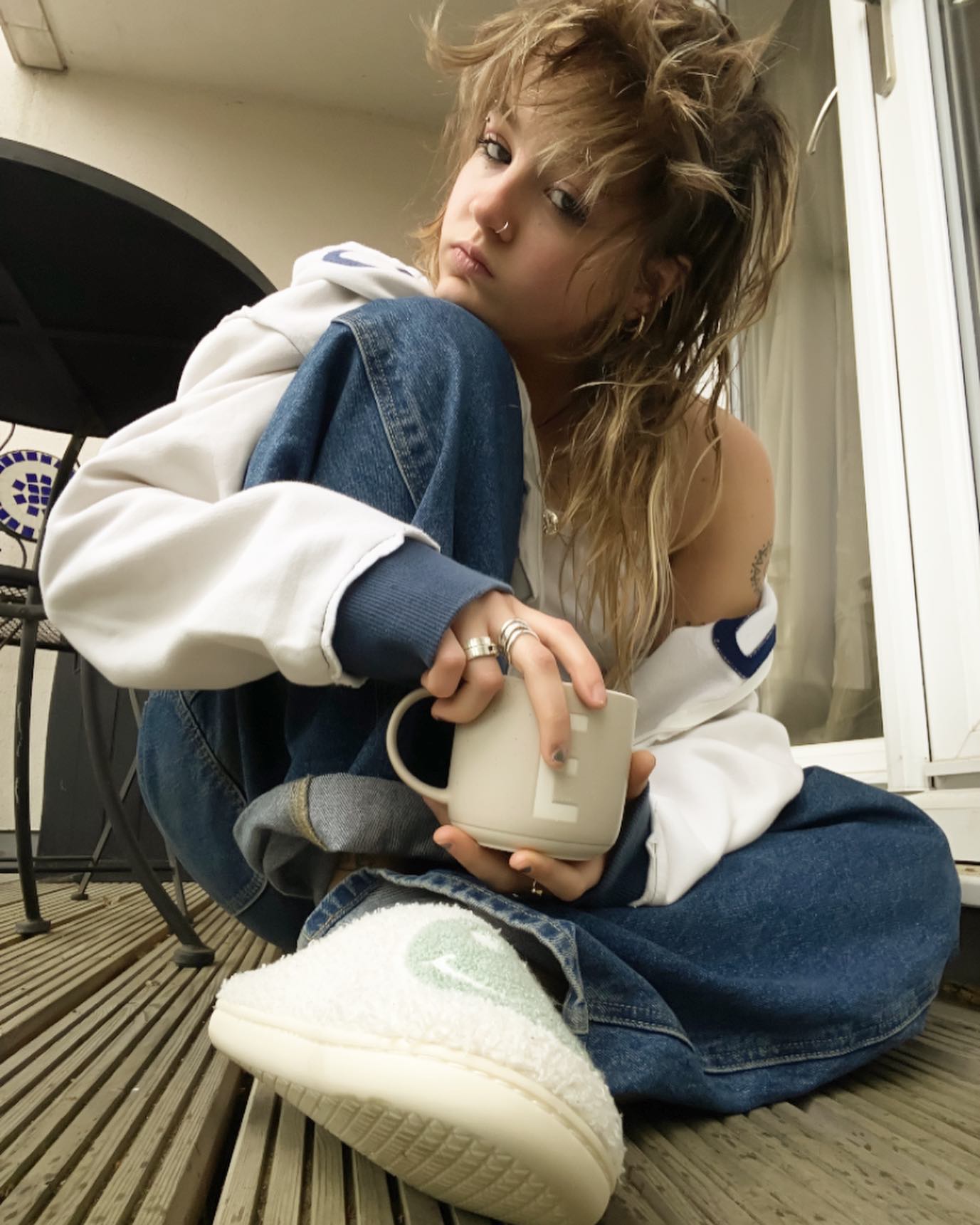 _femalien instagram image archive image