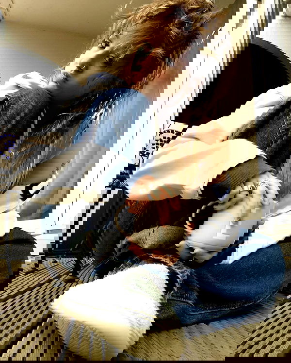 _femalien image ~ Altpins