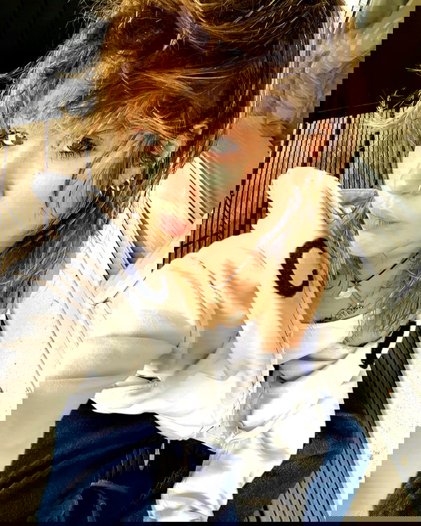 _femalien image ~ Altpins