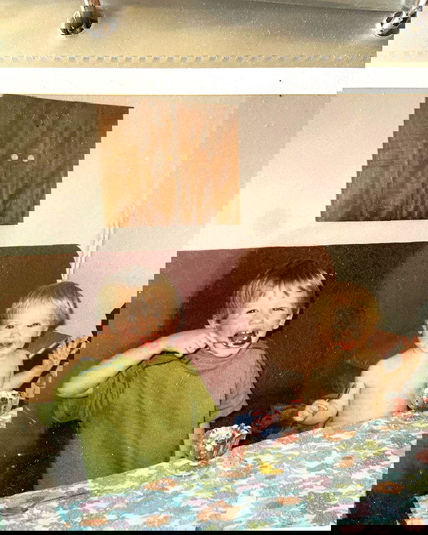 _femalien image ~ Altpins