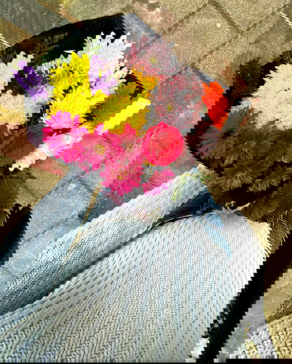 _femalien image ~ Altpins