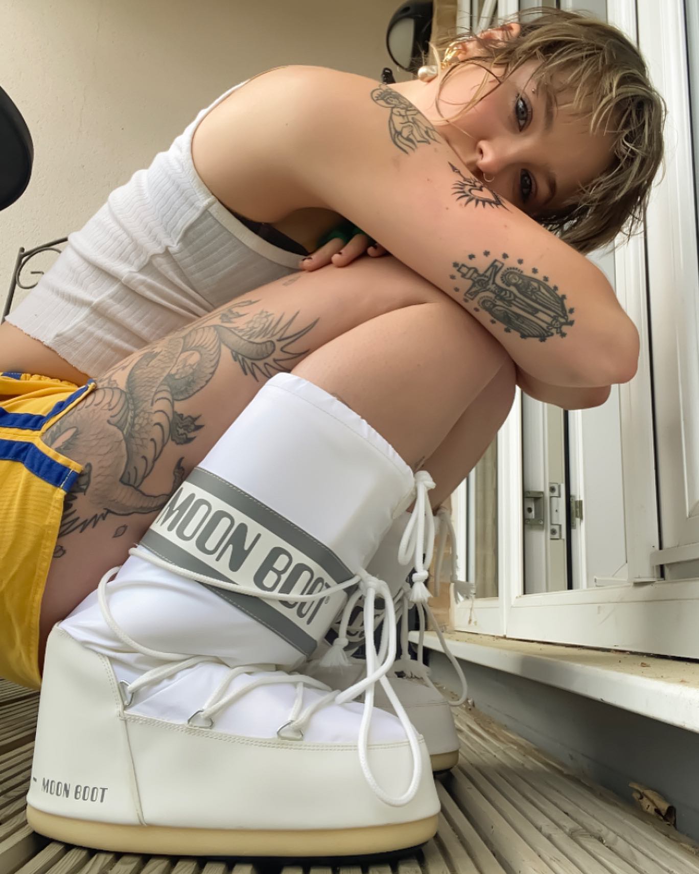 _femalien instagram image archive image