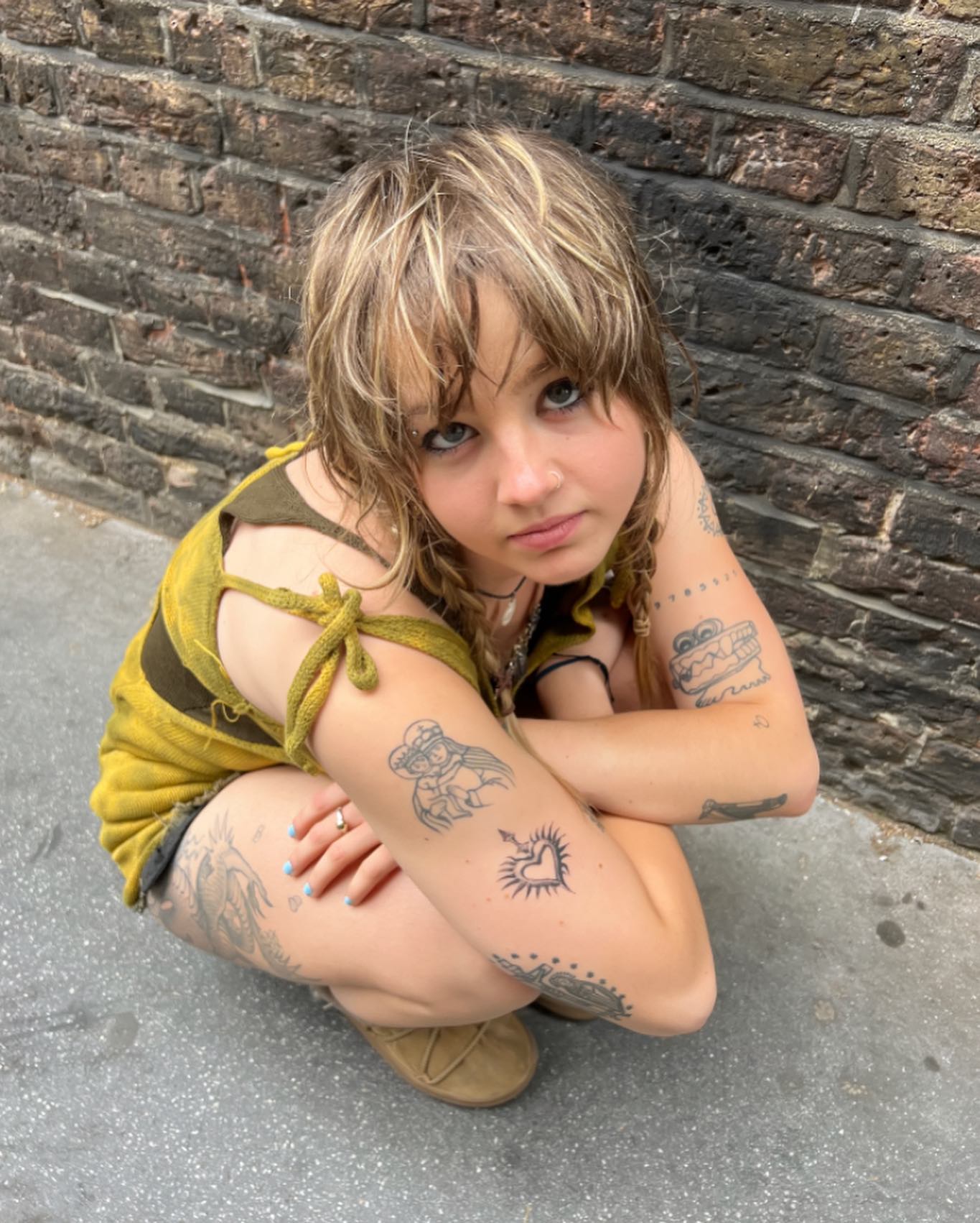 _femalien instagram image archive image