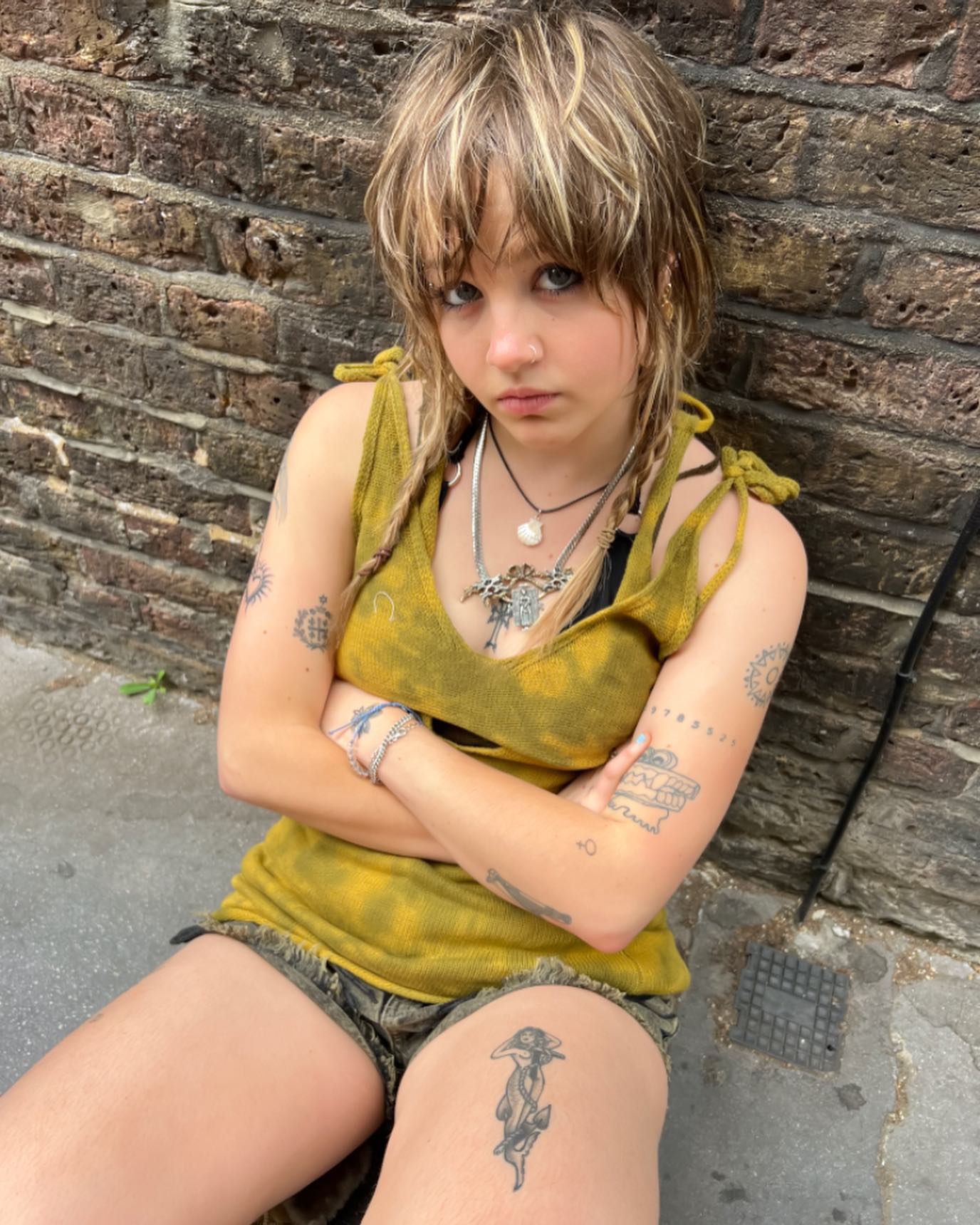 _femalien instagram image archive image