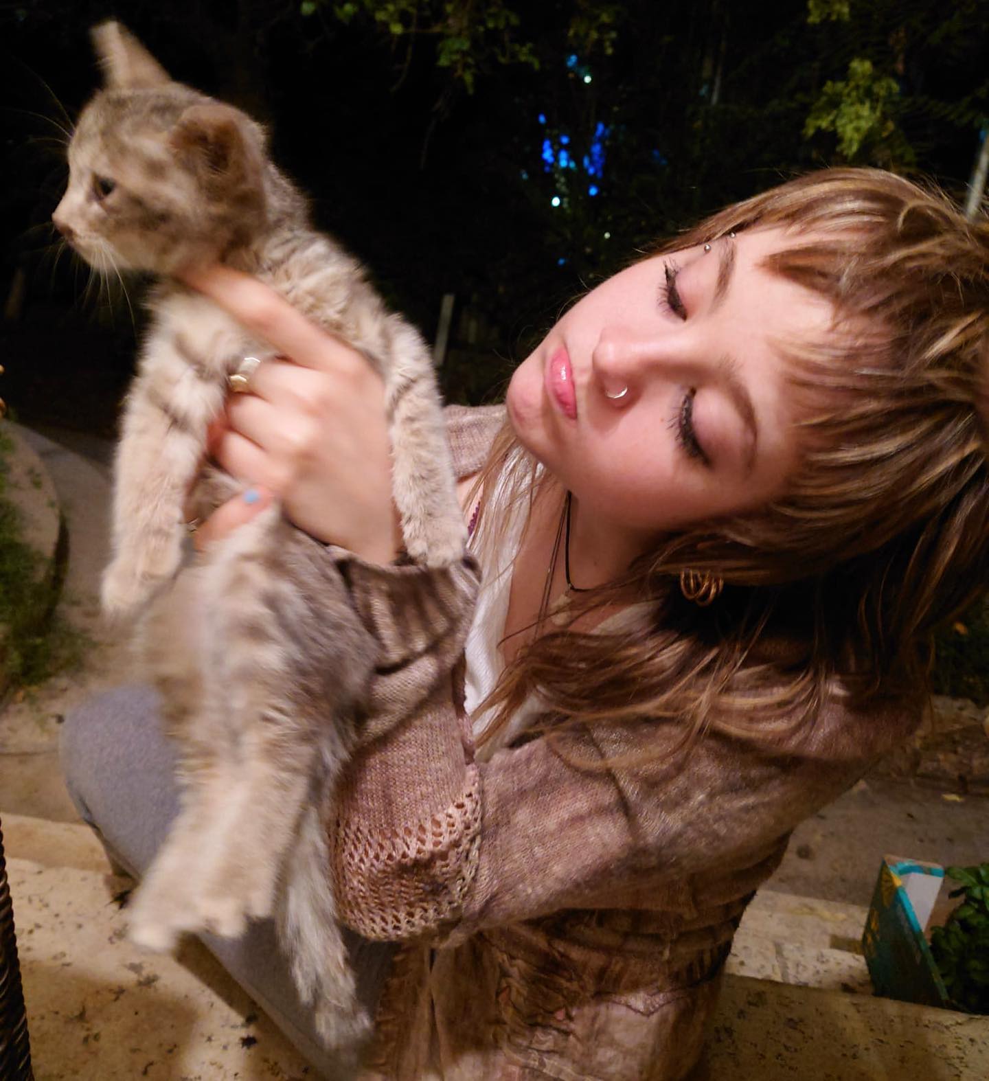 _femalien instagram image archive image