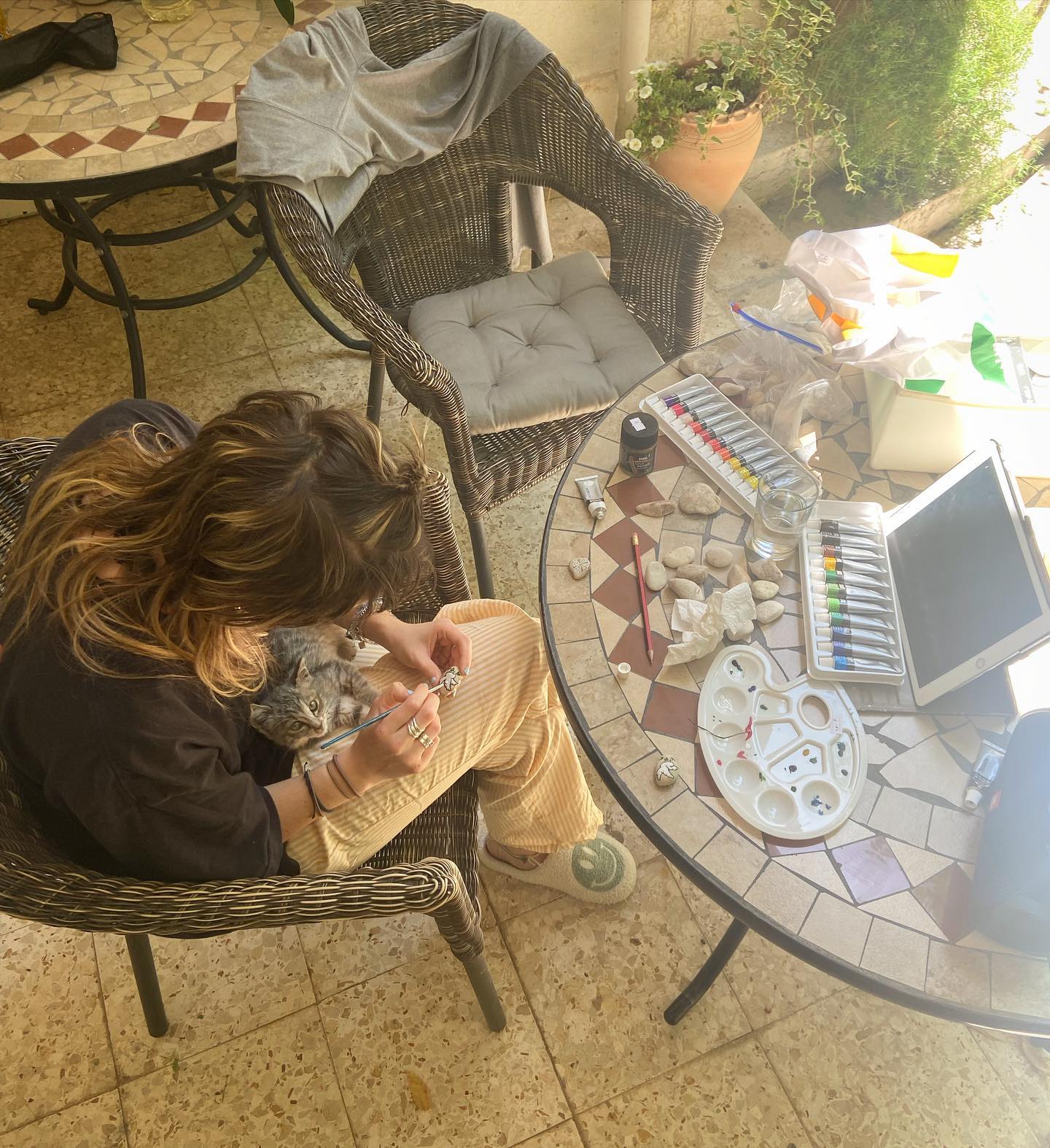 _femalien instagram image archive image