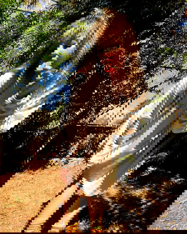 _femalien image ~ Altpins