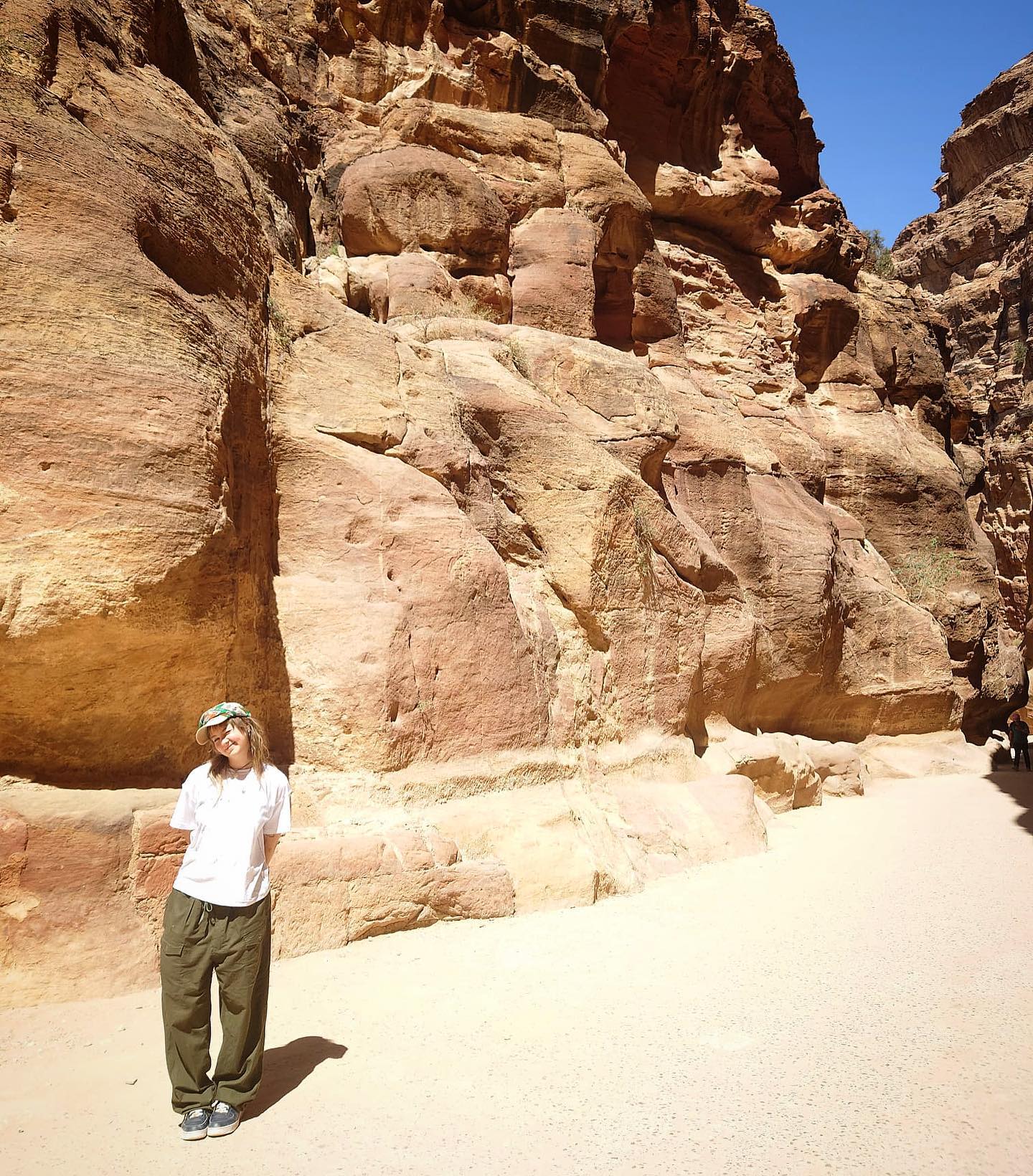 _femalien instagram image archive image