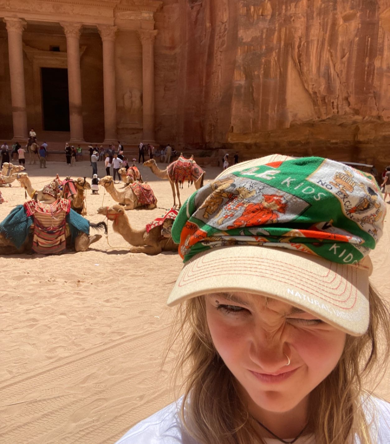 _femalien instagram image archive image