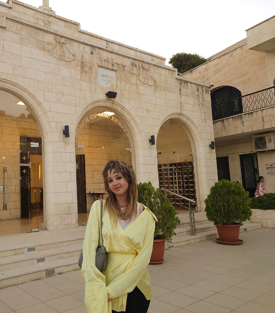 _femalien instagram image archive image