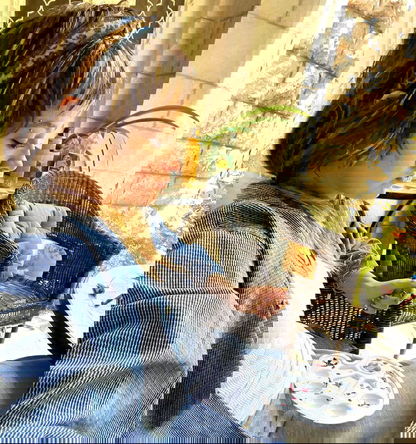 _femalien image ~ Altpins