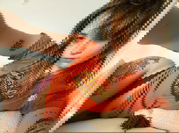 _femalien instagram image archive image