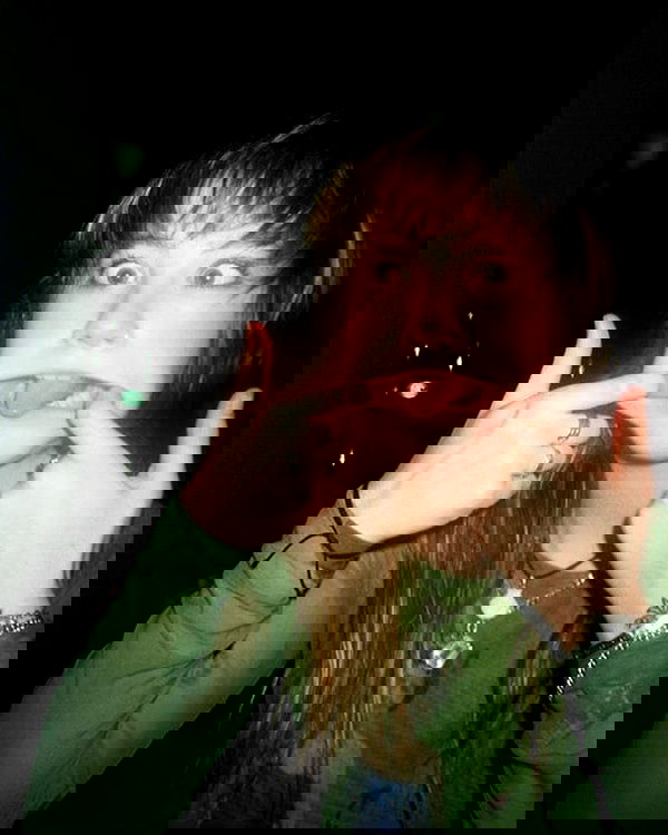 _femalien image ~ Altpins