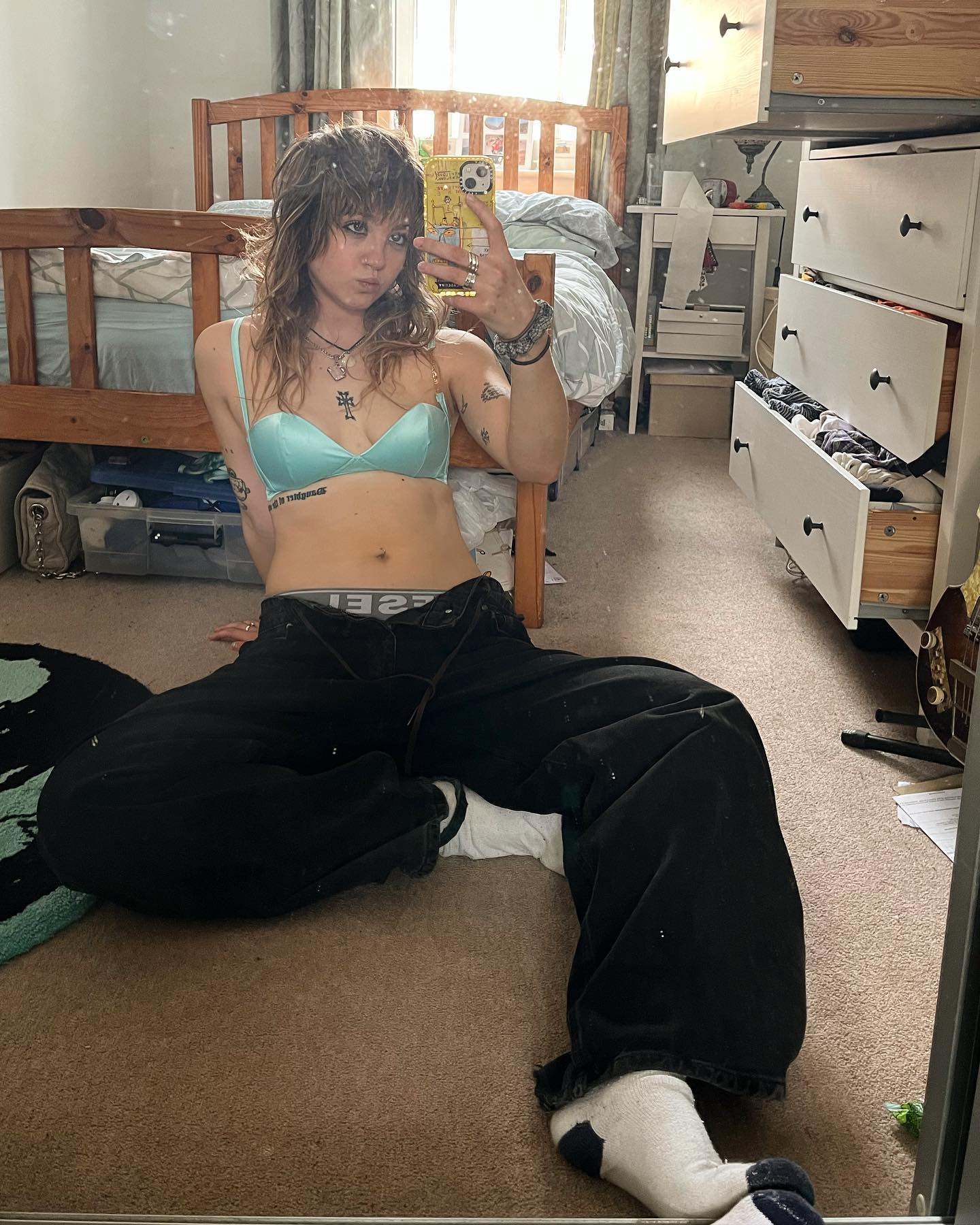 _femalien instagram image archive image