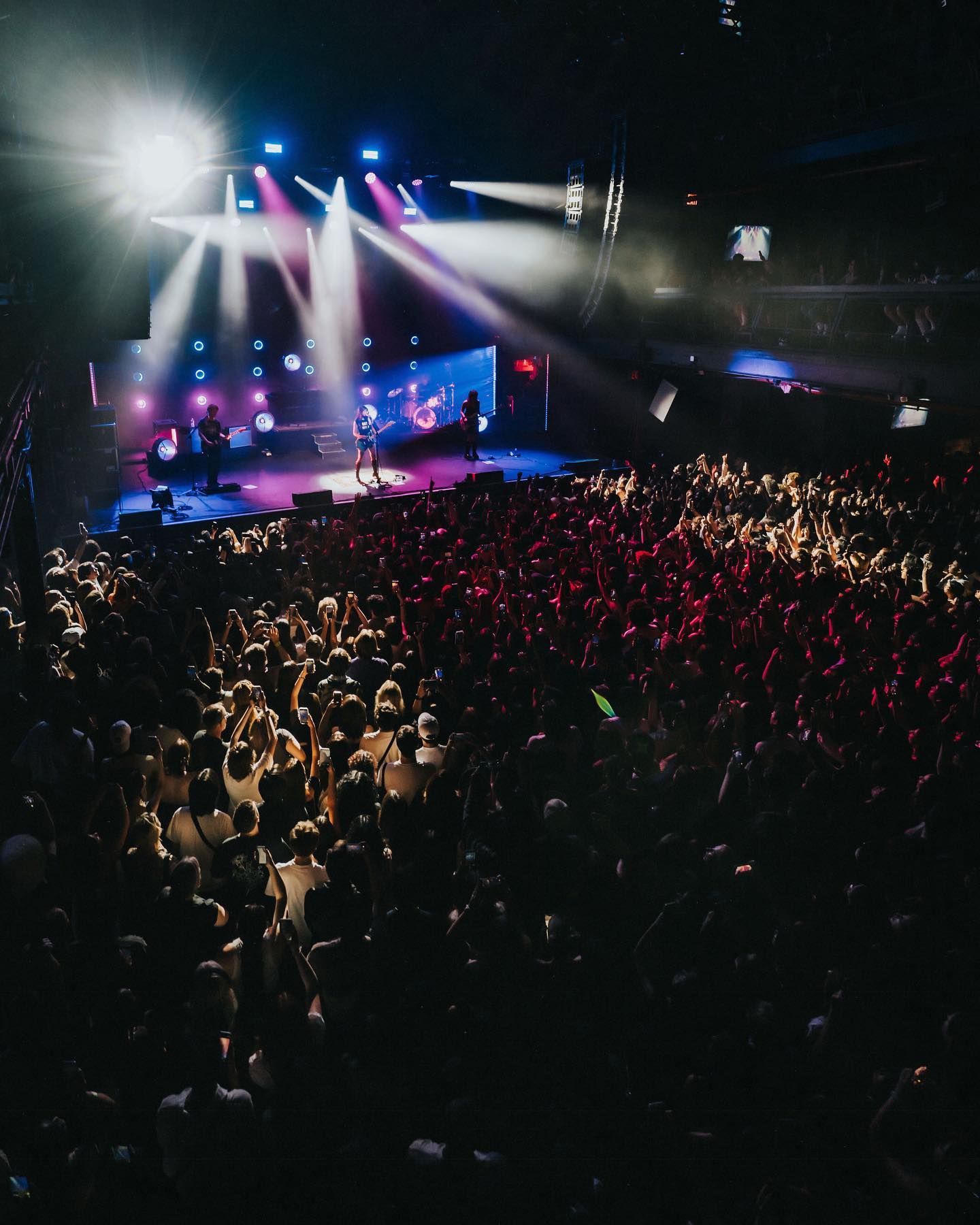 _femalien instagram image archive image