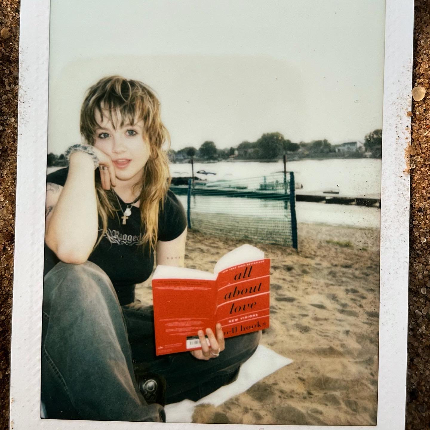 _femalien instagram image archive image