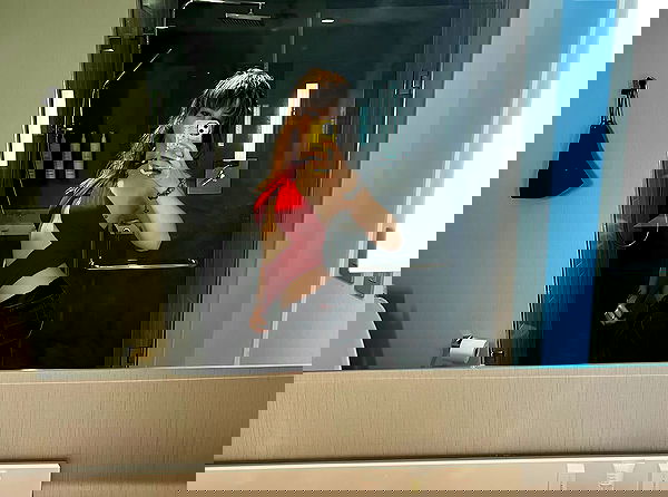 _femalien image ~ Altpins